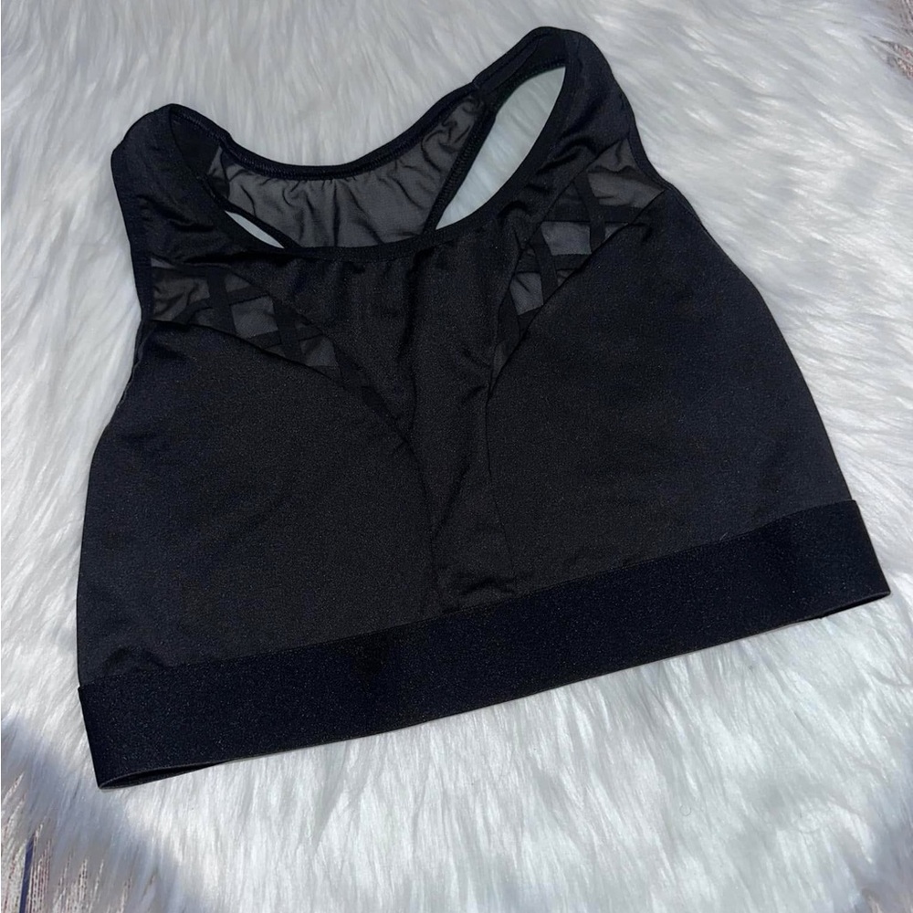 Victoria black sports bra size m